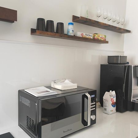 View Sur La Seine Apartment Париж Екстериор снимка