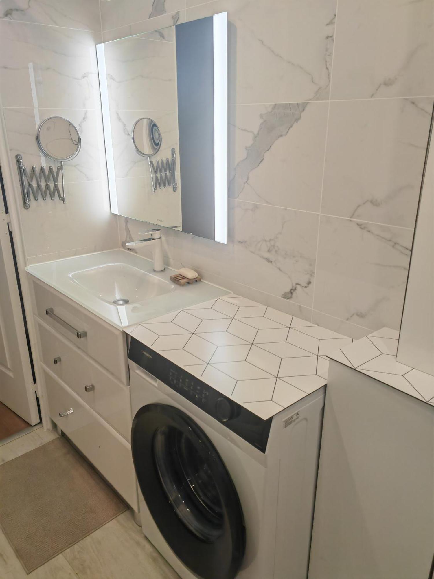View Sur La Seine Apartment Париж Екстериор снимка